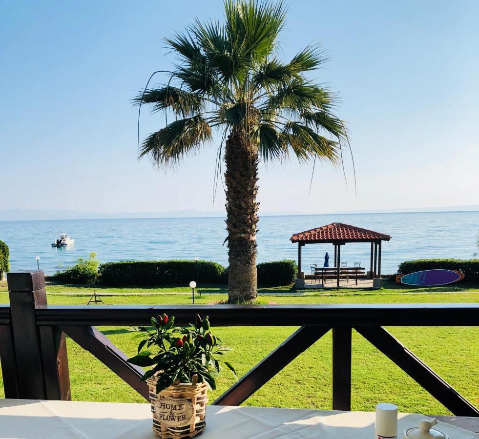 On The Beach Apartment Поліхроно Екстер'єр фото